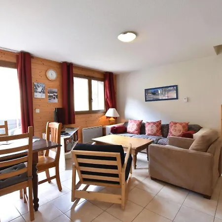 Mod In D With Mountain View Apartman *