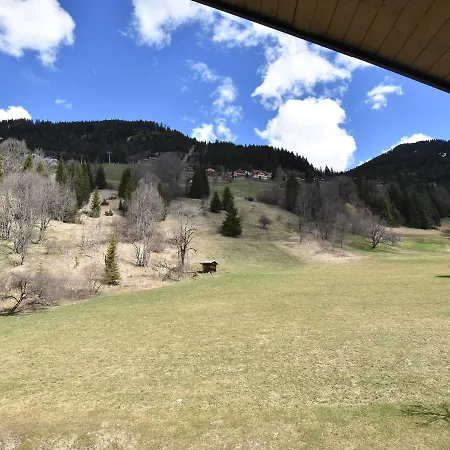 Apartman Mod In D With Mountain View Abondance