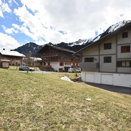 Mod In D With Mountain View Apartman *